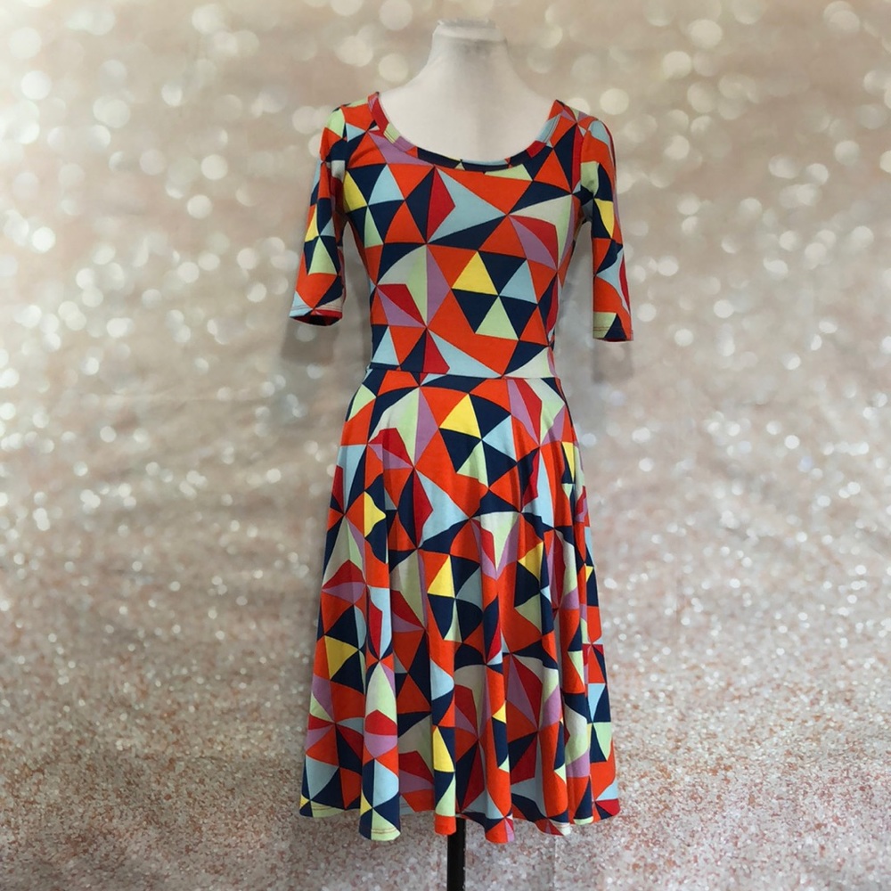 LLR Nicole - Geo Pattern
